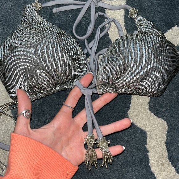 Bikini Set - Picture 4 of 5